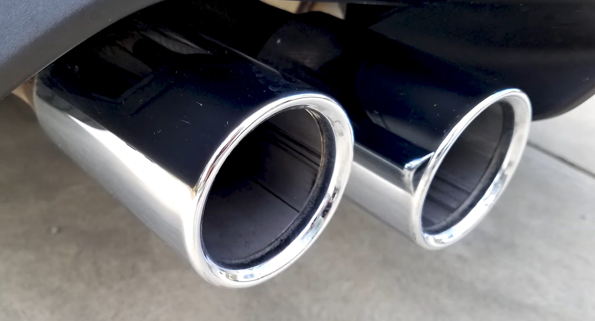 How To Clean Exhaust Tips + What They Do (Cheap Method)